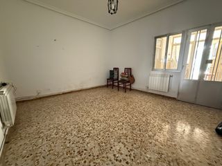 Casa de 210 m2 con cochera