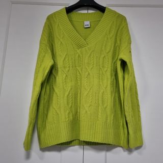 Jersey WNT verde pico trenzado