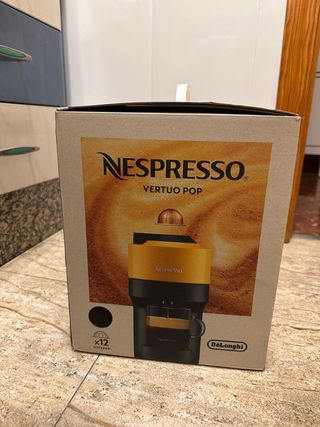 Cafetera Nespresso Vertuo Pop DeLonghi sin abrir