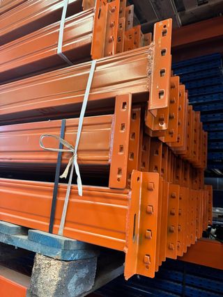 Estantería Tecny: 30 Bastidores + 108 Largueros