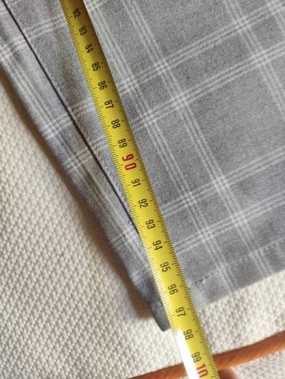 Pantalón de cuadros Zara gris