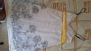 Vestido El Corte Inglés blanco y amarillo