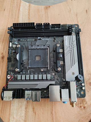 PLACA BASE ASROCK B550M-ITX/AC WIFI BT PCIe 4.0