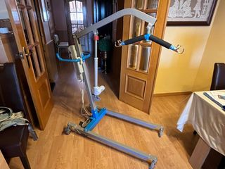Grúa para personas discapacitadas / 135Kg