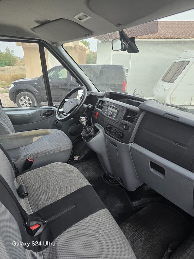 Ford Transit 2010