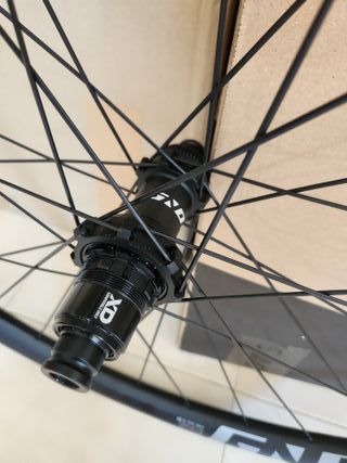 [nueva] Rueda trasera de carbono 29" Ghost Sram XD