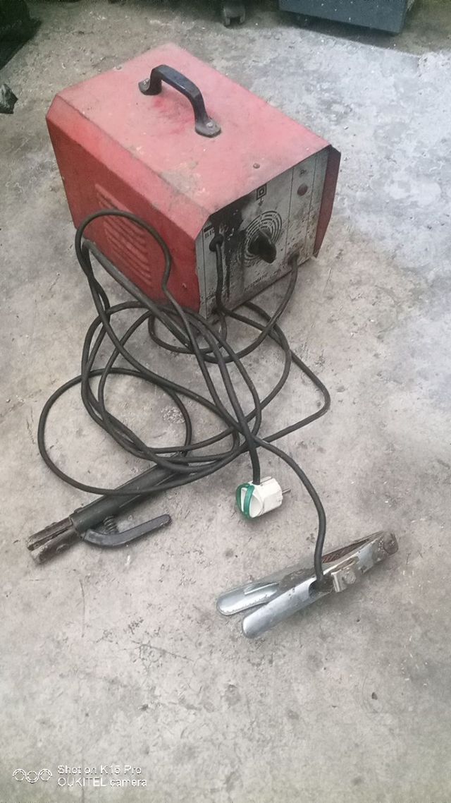 Máquina de Soldar Roja