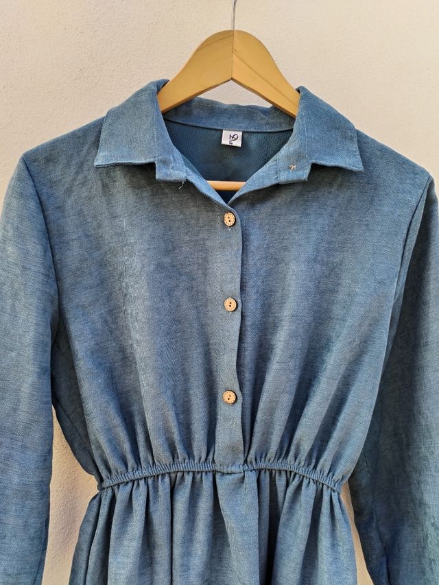 Vestido azul manga larga