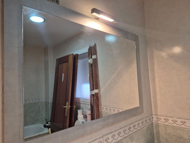 Espejo de baño moderno