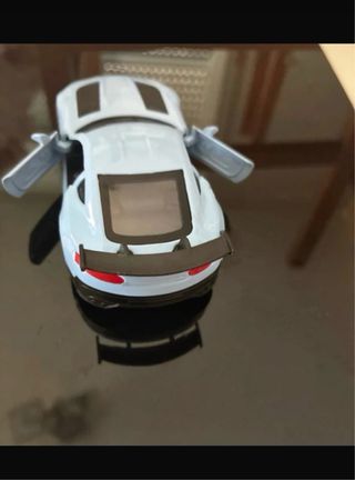 Coche Mercedes escala 1:43 metal Vetova