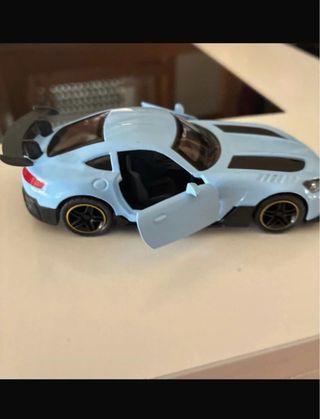 Coche Mercedes escala 1:43 metal Vetova