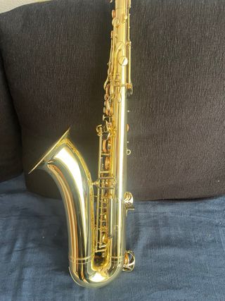 Saxofón Tenor Yamaha YTS 32 (Logo Púrpura)