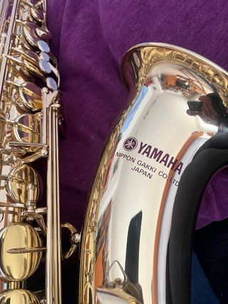 Saxofón Tenor Yamaha YTS 32 (Logo Púrpura)
