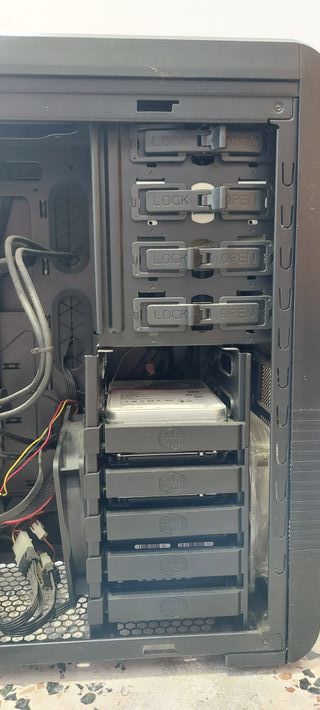 Servidor NAS 38TB con Unraid