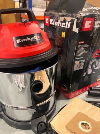 Einhell Aspirador Sólidos/Líquidos TC-VC 1812 S