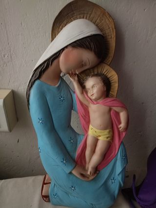 Virgen con Niño Jesús
