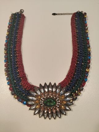 Collar Zara Multicolor con Flores y Cristales