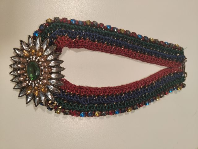 Collar Zara Multicolor con Flores y Cristales
