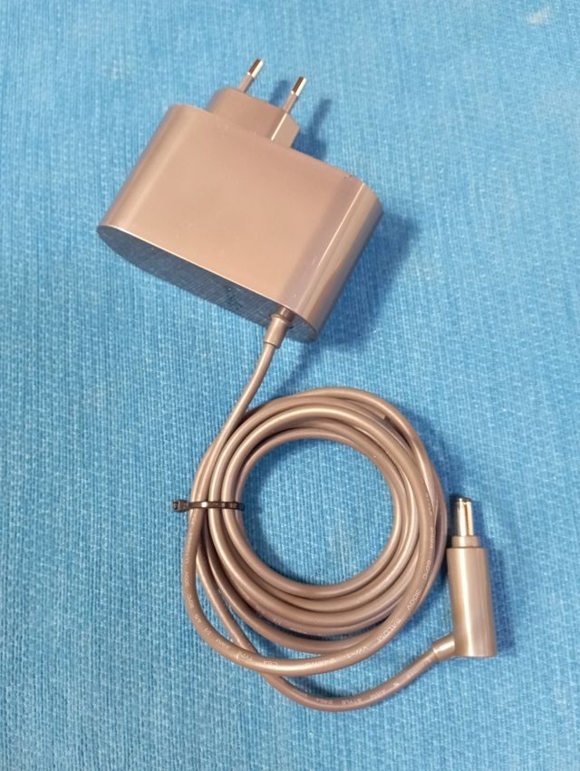 Caricabatterie Dyson V8