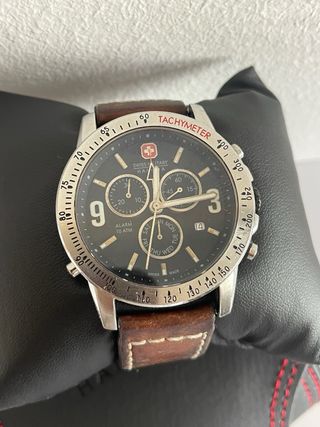 Reloj Swiss Military Cronógrafo Negro y Marrón