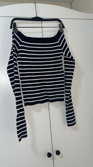 Maglione a righe bianco e nero