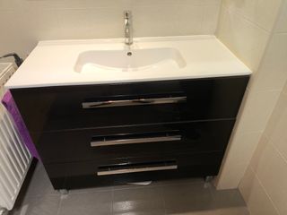 Mueble de baño y mueble de pared