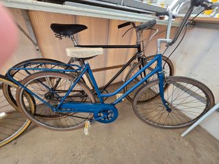 Bicicleta azul vintage