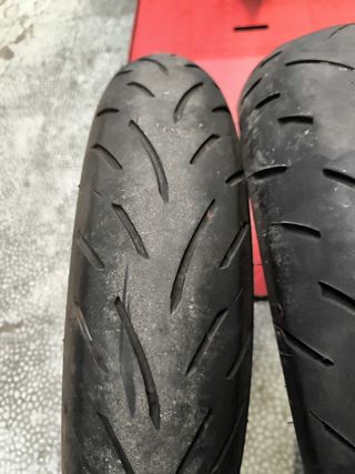 Neumáticos Dunlop Sportmax GPR 300 usados 