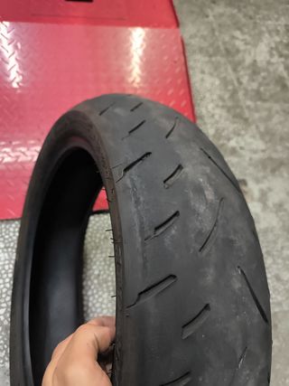 Neumáticos Dunlop Sportmax GPR 300 usados 