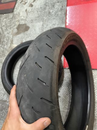 Neumáticos Dunlop Sportmax GPR 300 usados 