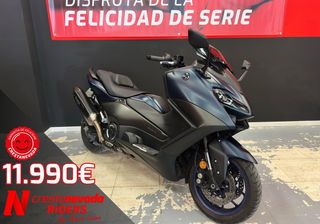 Yamaha TMAX 560