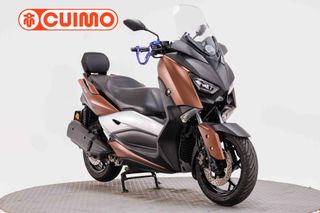 YAMAHA XMAX 300