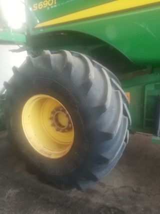 Cosechadora John Deere S690i