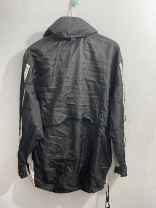 ¡¡OFERTA!! Talla L Chubasquero Nike Negro Vintage 
