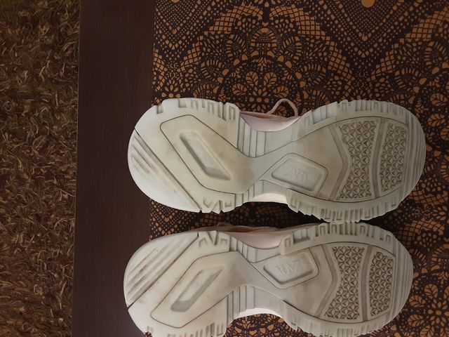 Zapatillas Zara Niña Beige y Rosa