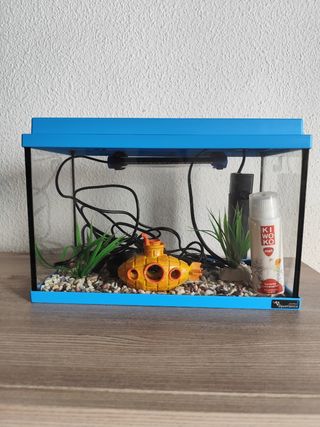 Acuario 16L. 