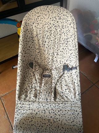 Hamaca BabyBjörn con estampado