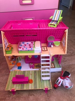 Casa Barriguitas portátil con muñecas