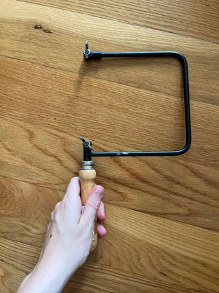 Sierra de marquetería manual