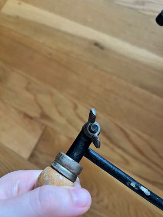 Sierra de marquetería manual