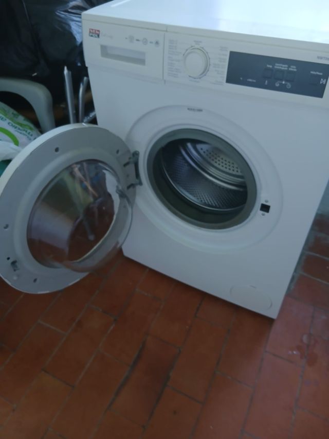  S vende Lavadora 6kg seminueva o cambio por arcón