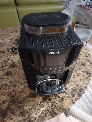 Cafetera Krups Super Automática, con avería.