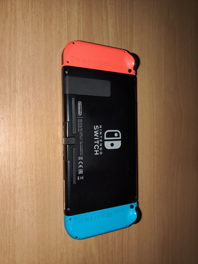 Nintendo Switch Azul y Rojo