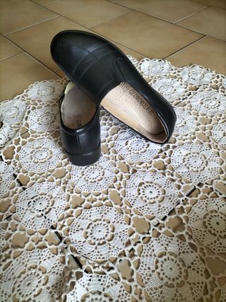 Zapatos negros cómodos talla 39