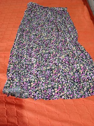 Falda larga estampada floral