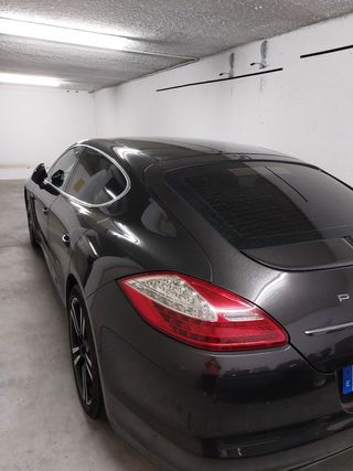 Porsche Panamera Turbo S  2011