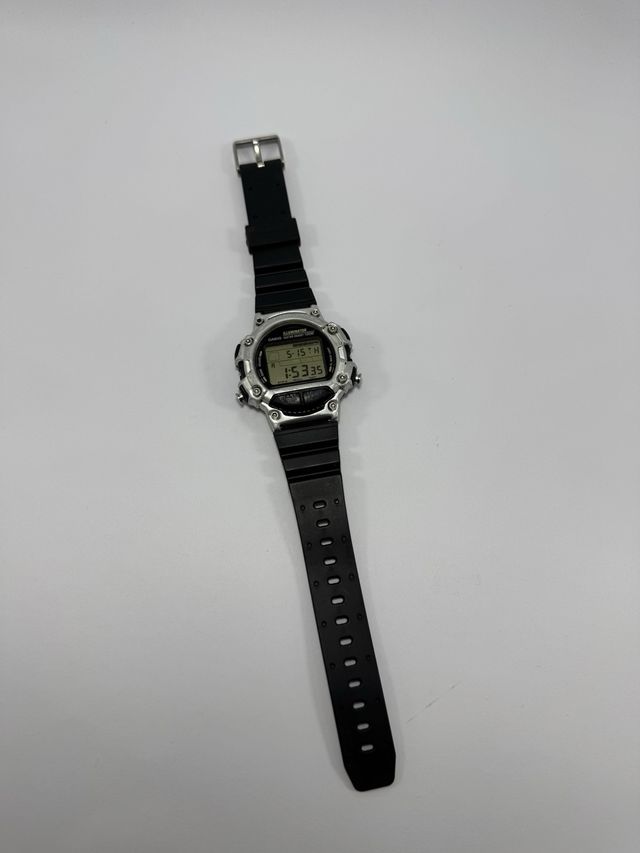 Reloj Casio Illuminator W-782 Plata y Negro