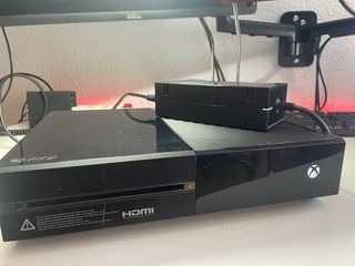 Xbox One 512GB Negra con mandos y 9 juegos