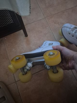 Patines 4 Ruedas Talla 36 Blancos