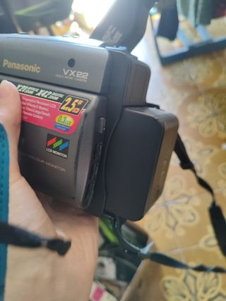 Videocamera Panasonic VX22 VHS-C da testare